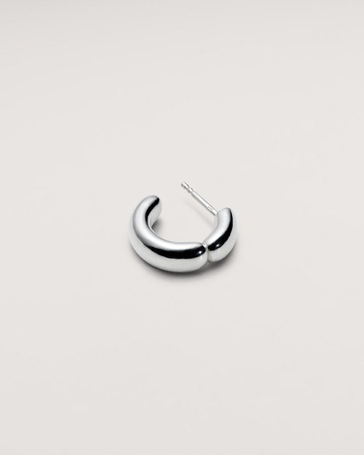 THE MOON EARRING