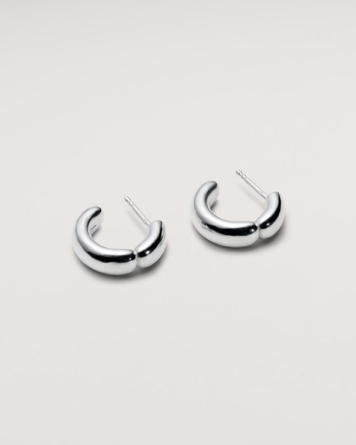 THE MOON EARRING