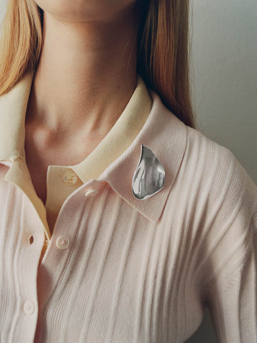 THE PEAR BROOCH S