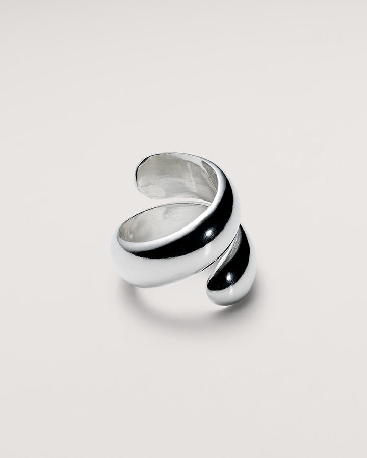 THE VALE RING